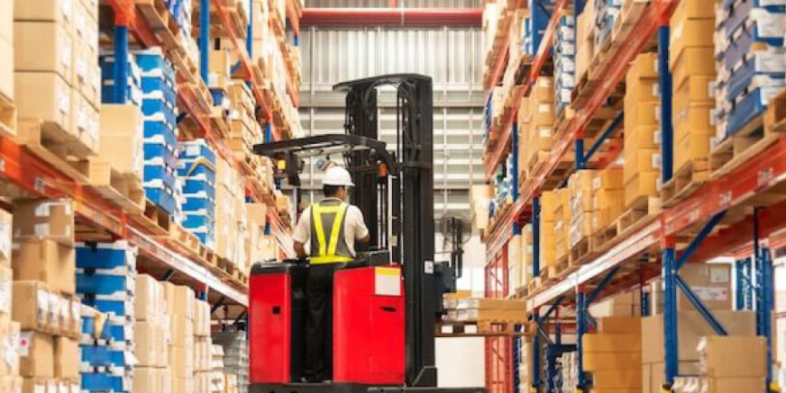 Warehouse-Logistics-&-Material-Handling